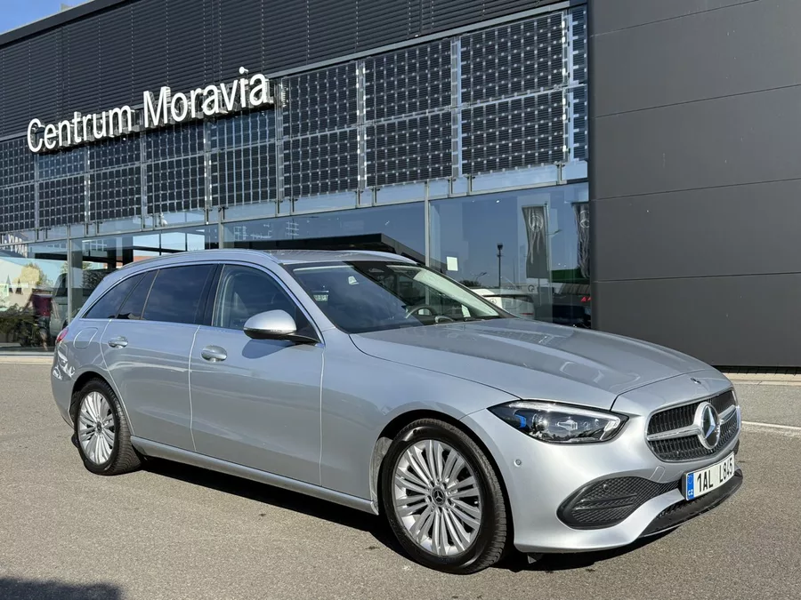 Mercedes-Benz Třídy C 220 d 4MATIC kombi