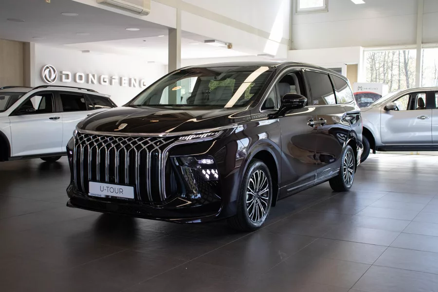 Dongfeng U-Tour V9 HEV