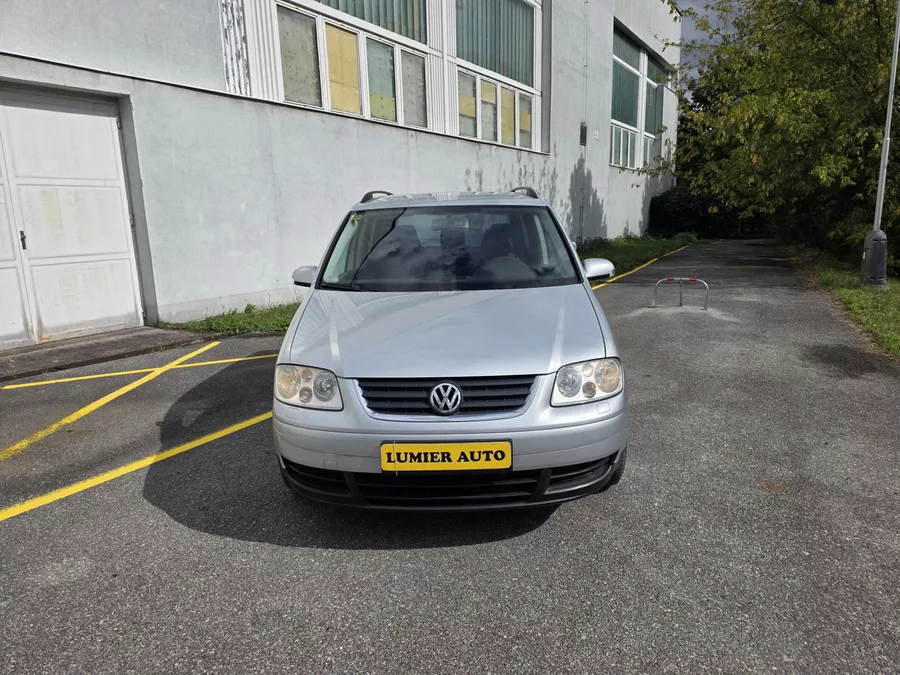 Volkswagen Touran 2.0i 85kw CNG Benzin
