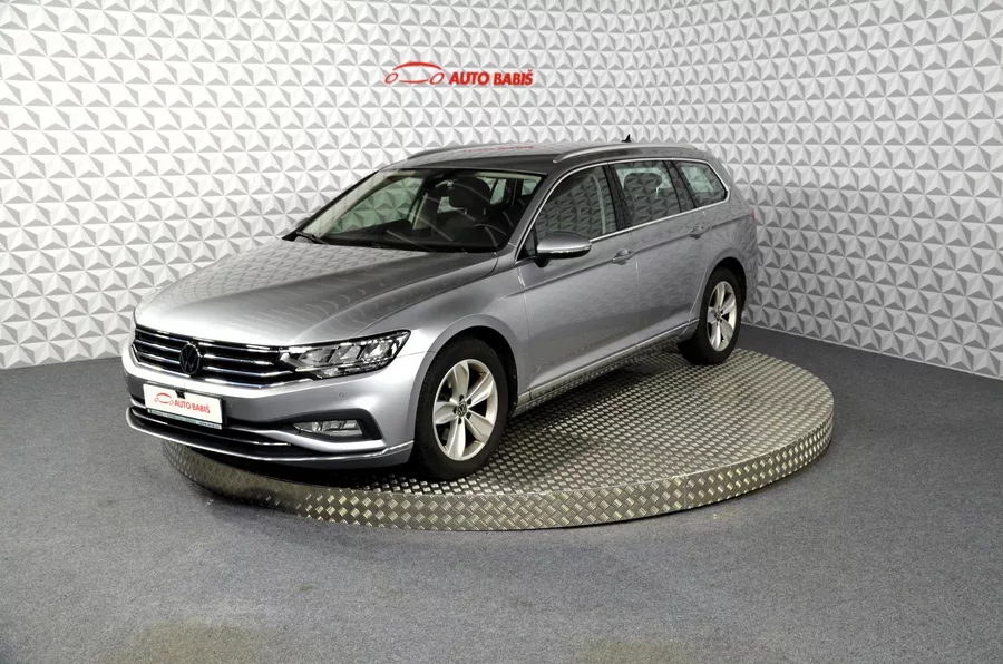 Volkswagen Passat 2.0 TDI 110 Elegance Variant