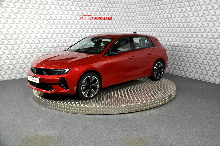 Opel Astra e-Astra BEV 115 Edition AT