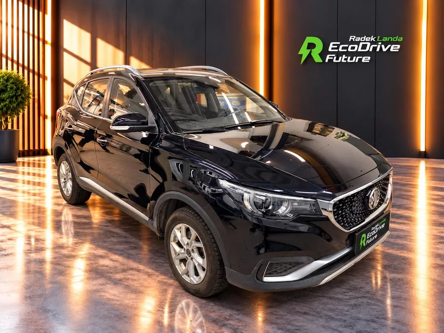 MG ZS Luxury 44,5 kWh, FWD