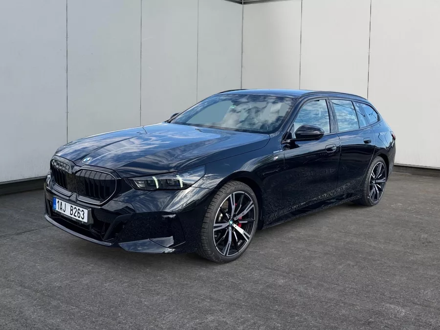 BMW Řada 5 TOURING 520d 145kW CZ DPH