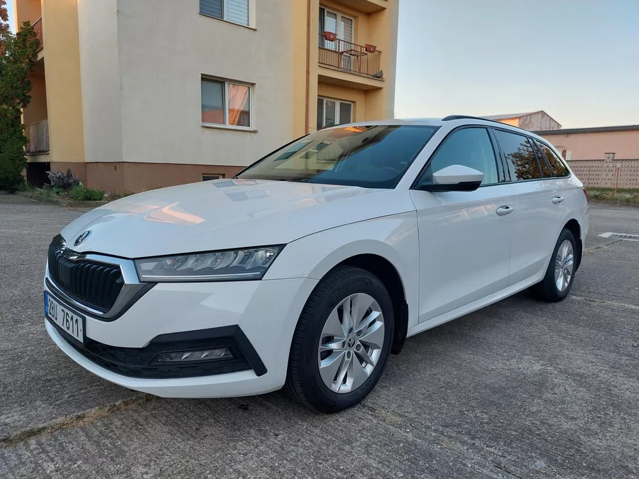Škoda Octavia 2,0 TDi 85kw Ambition ČR