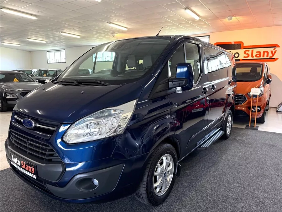 Ford Tourneo Custom 2,2 TitaniumX,114kW,velký serv