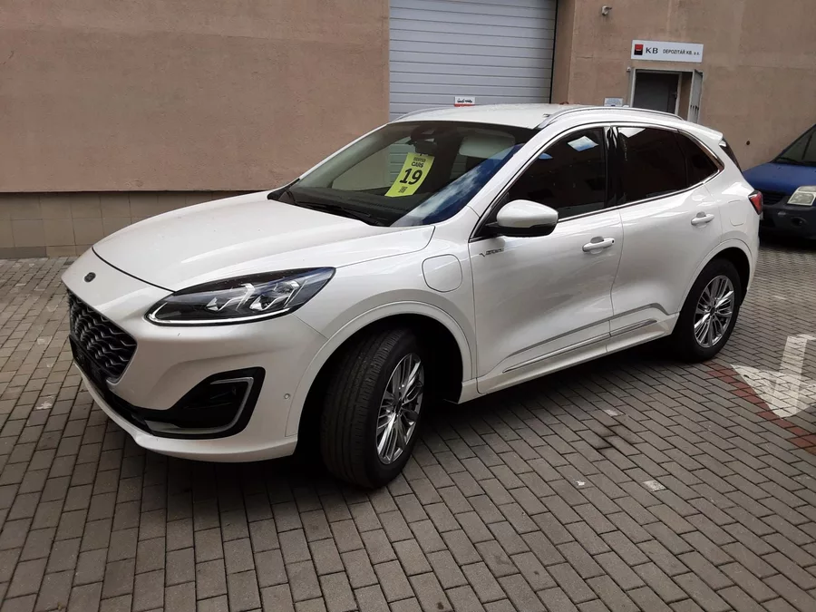 Ford Kuga 2.5i PHEV 165 kW Vignale AT