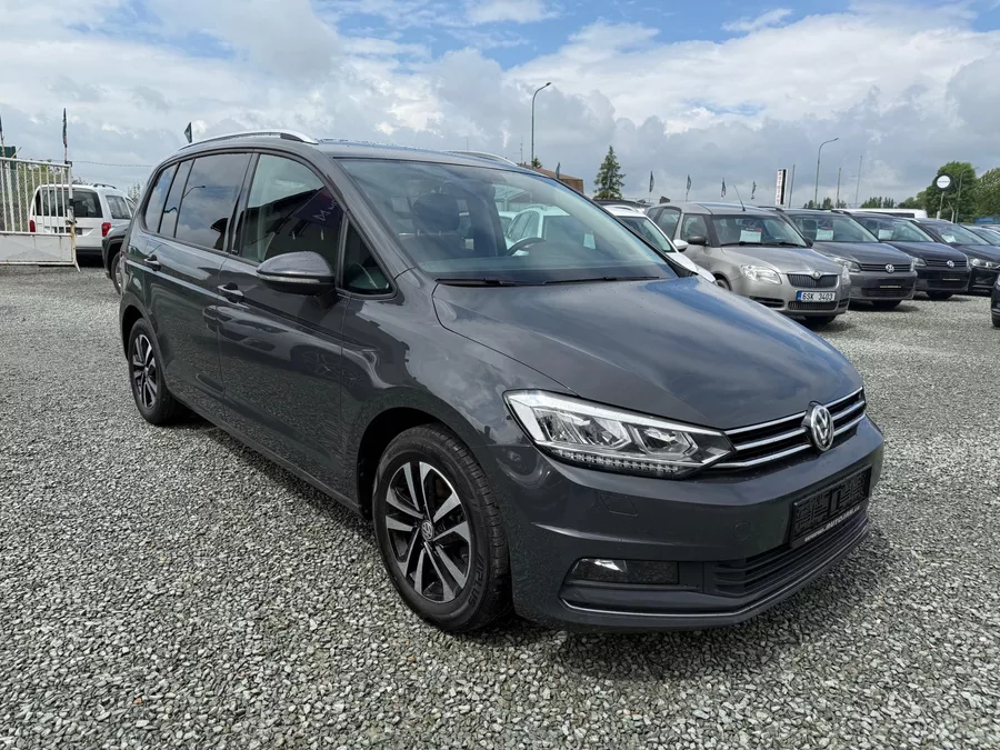 Volkswagen Touran 2.0 TDI DSG UNITED LED ACC