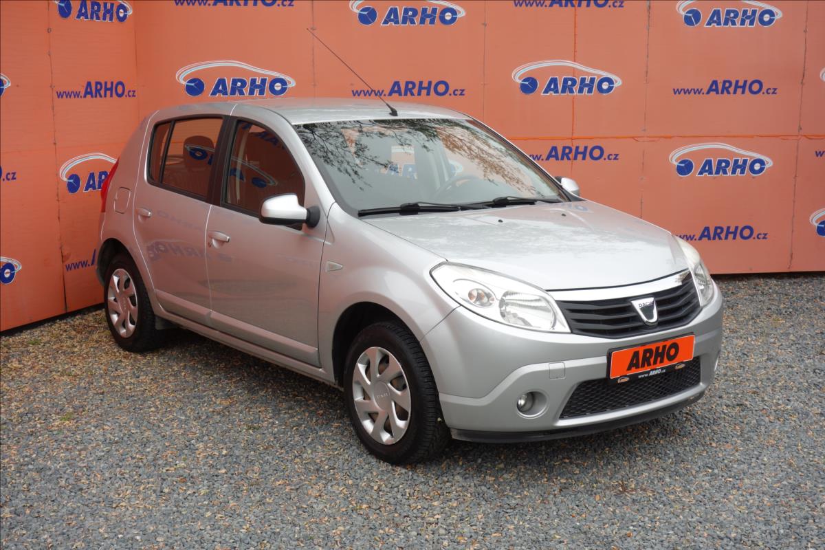 Dacia Sandero 1,2 i 55KW, KLIMATIZACE.