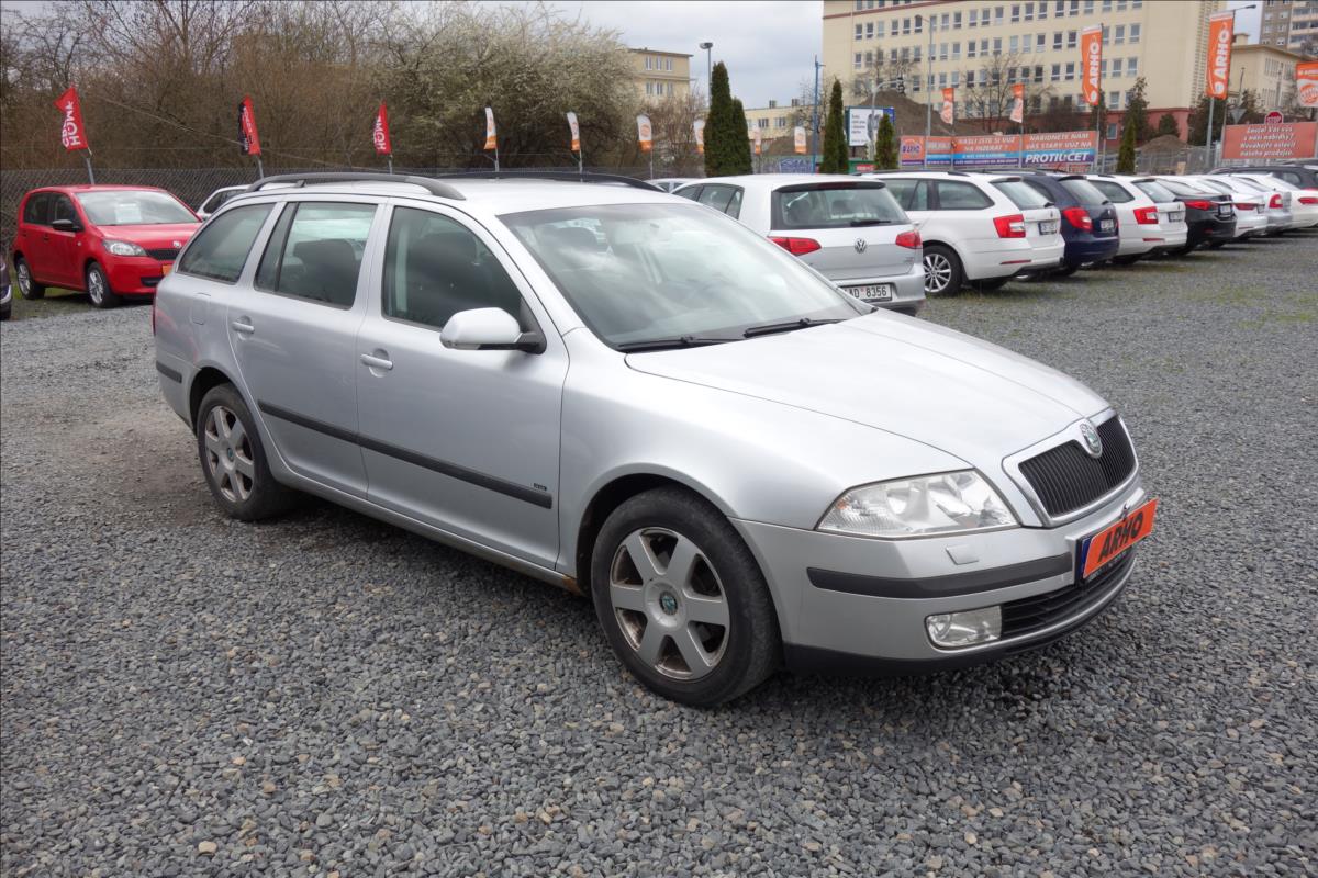 Škoda Octavia 1,9 TDi 77KW, ČR, ELEGANCE.