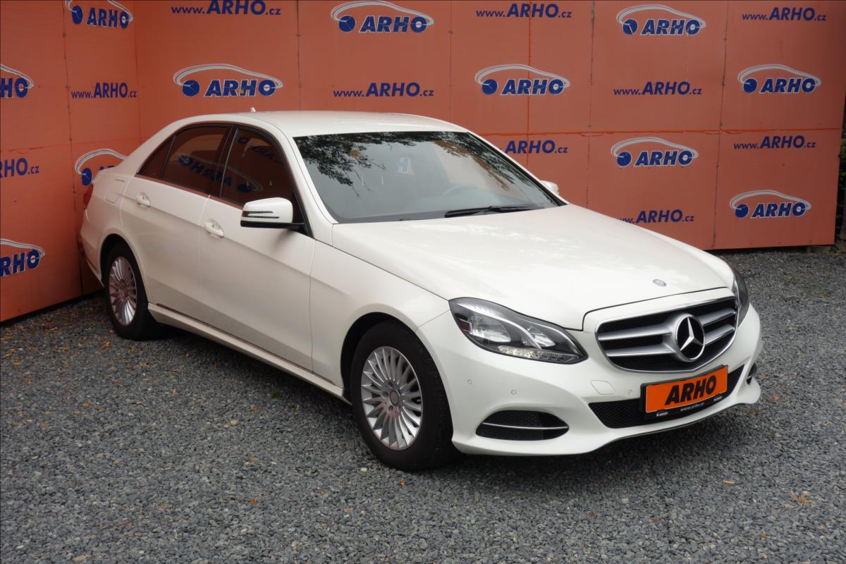 Mercedes-Benz Třídy E 220CDi 125KW, AVANTGARDE.
