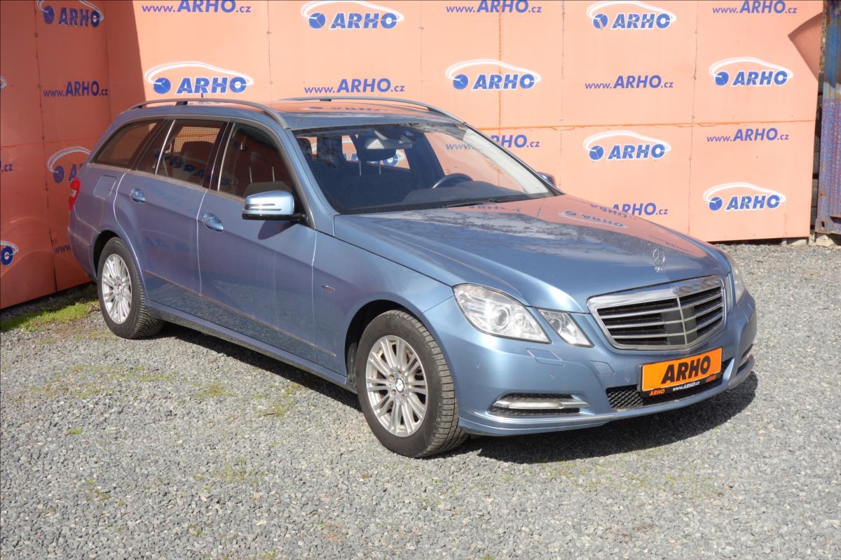 Mercedes-Benz Třídy E 350 CDi 195KW,ELEGANCE.