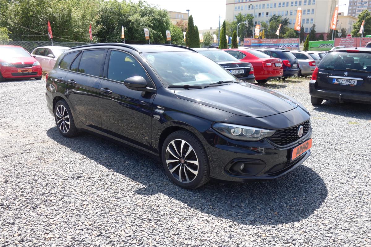 Fiat Tipo 1,4 T-JET 88KW, ČR, SERVIS.KN.
