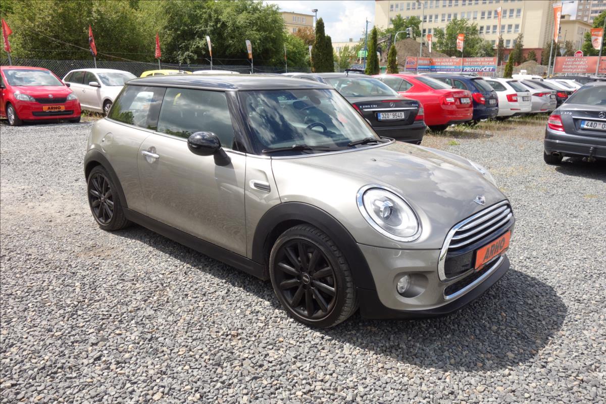 Mini Cooper 1,5 i 100KW, LED, 54TIS.KM.