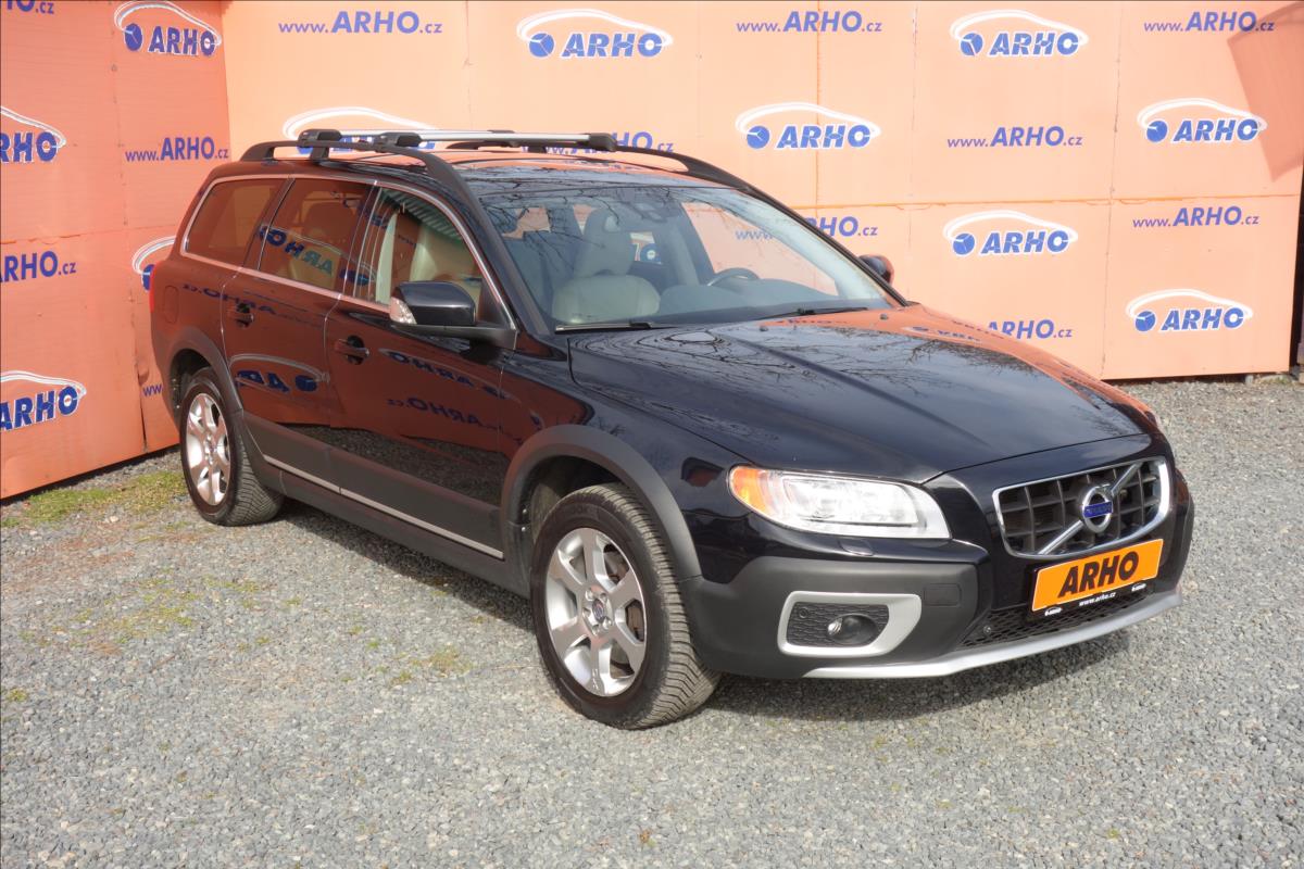 Volvo XC70 2,4 D5 158KW,ČR,1 MAJ.,AWD.