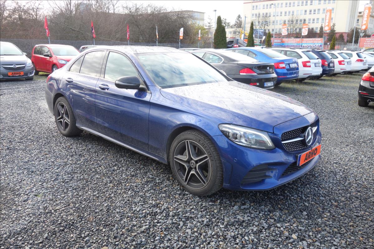 Mercedes-Benz Třídy C 220 CDi,ČR,1 MAJ.,4M,AMG.
