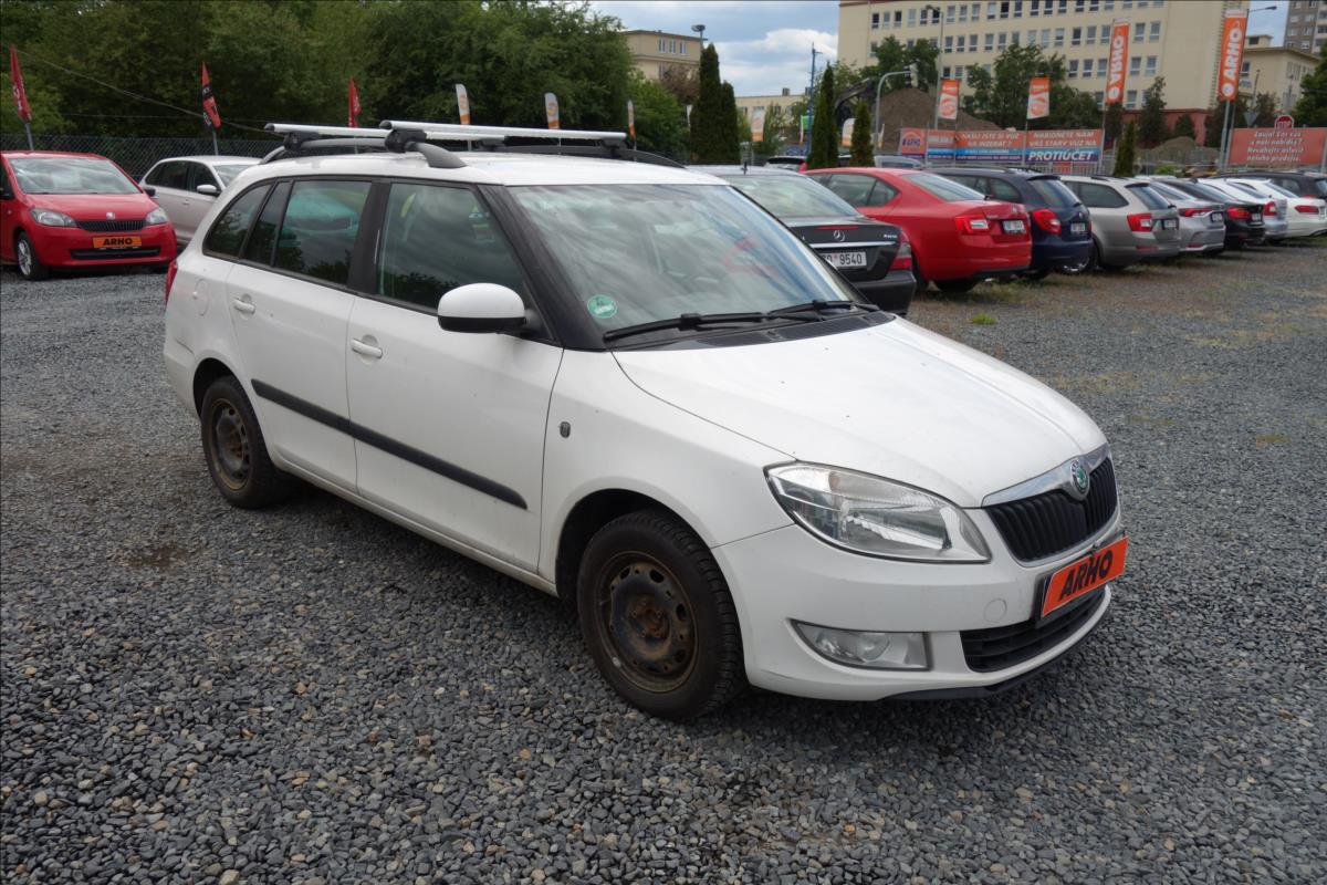 Škoda Fabia 1,4 i 16V 63KW, ČR, AMBITION.