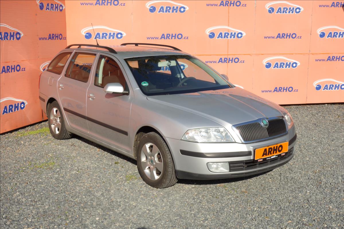 Škoda Octavia 2,0 TDi, ČR, 2 MAJ., AMBIENTE.