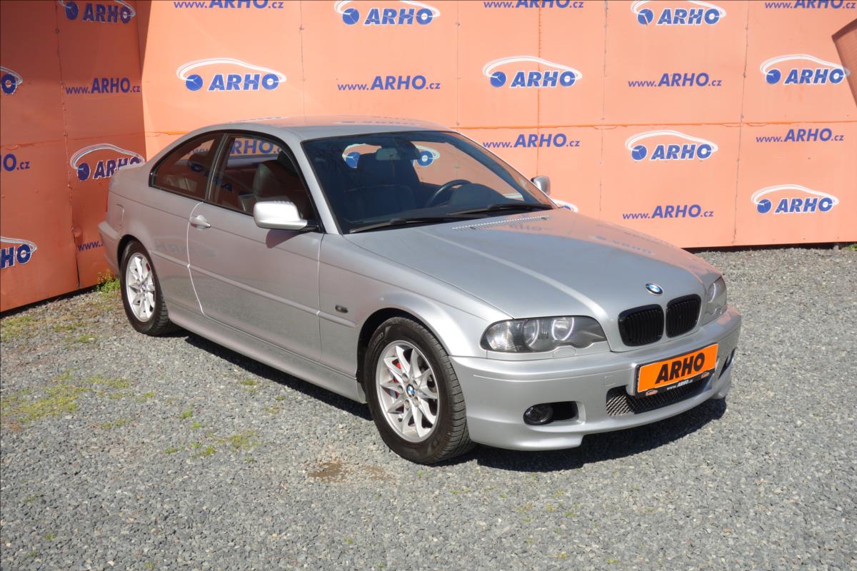 BMW Řada 3 318 Ci, SERVISNÍ KNIHA.