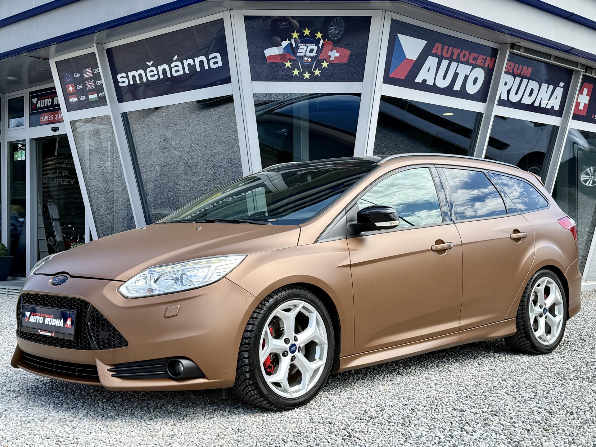 Ford Focus 2,0i 184kW EcoB SCTI ST
