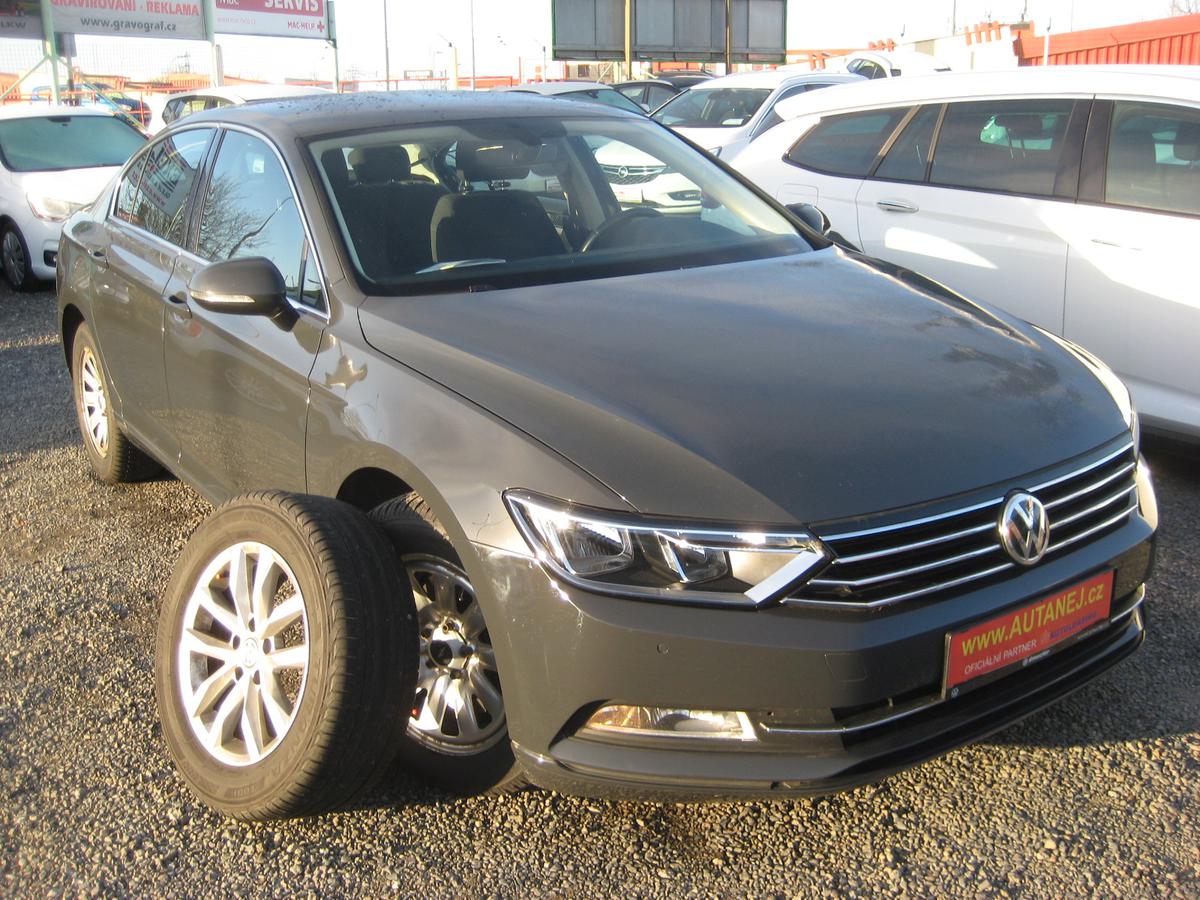 Volkswagen Passat 2.0 TDi 140 kW DSG Top-DPH ČR