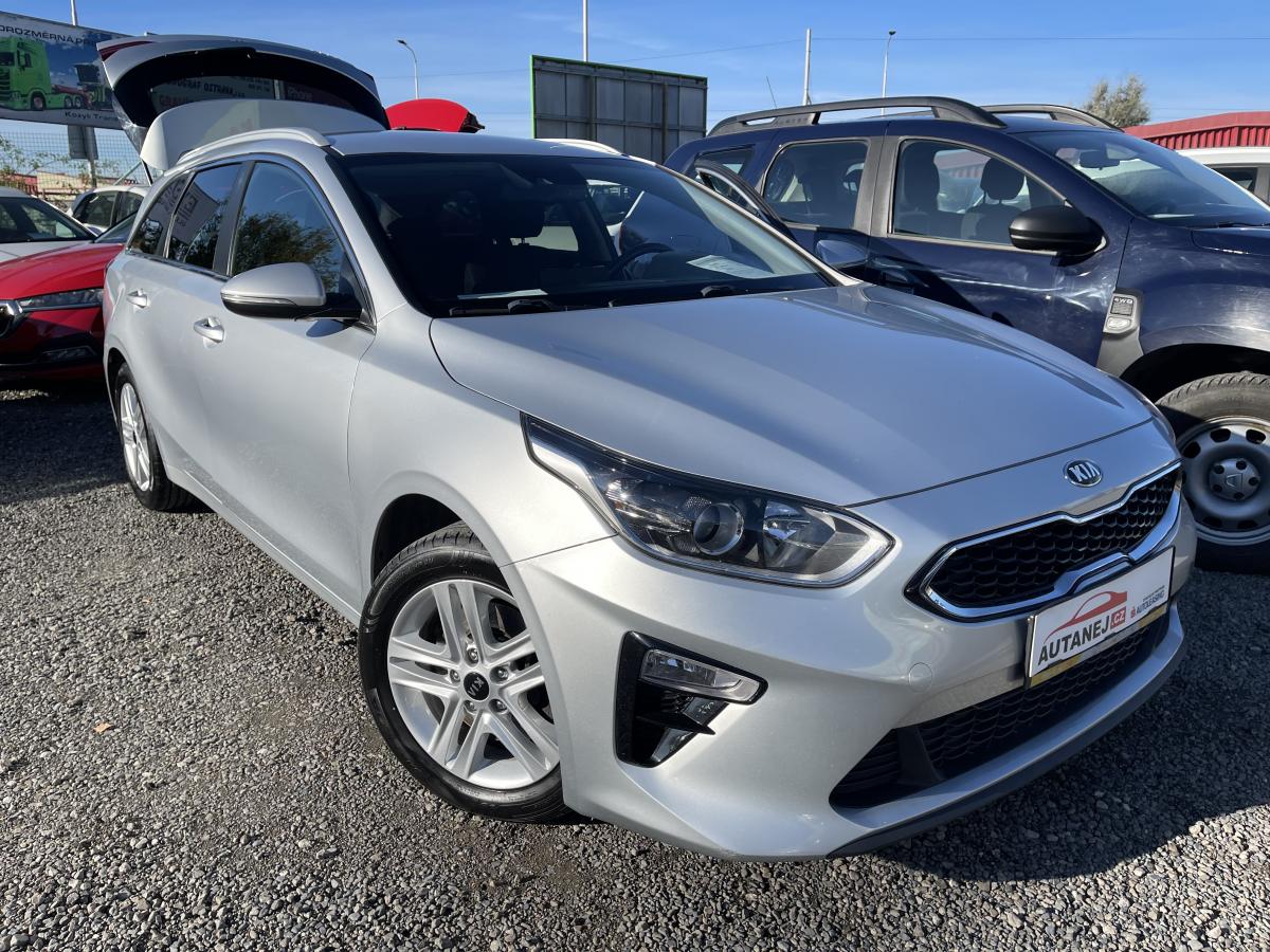 Kia Ceed 1.6 CRDi DCT Exclusive-NAVI.ČR