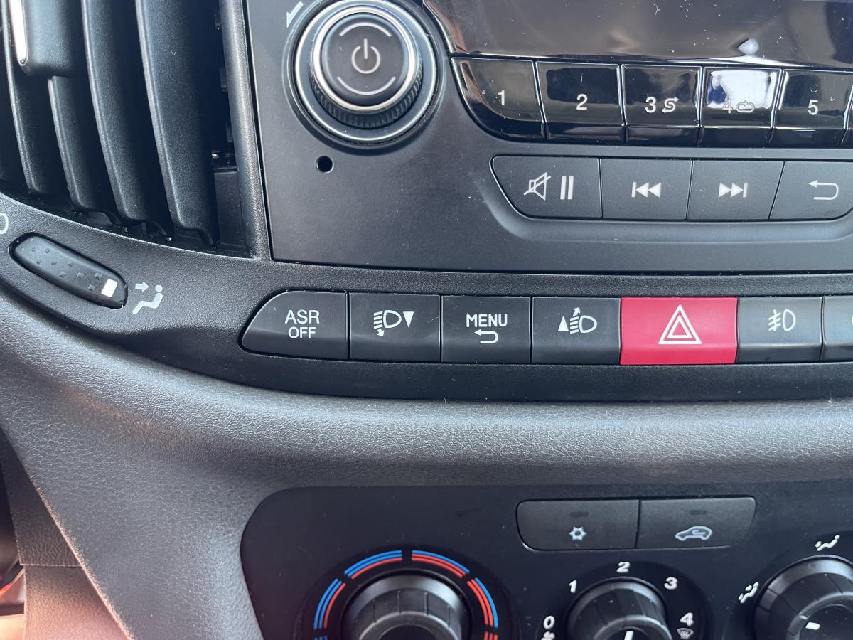 Fiat Dobló 1.4 T-Jet 88 kW CNG 5-míst ČR!