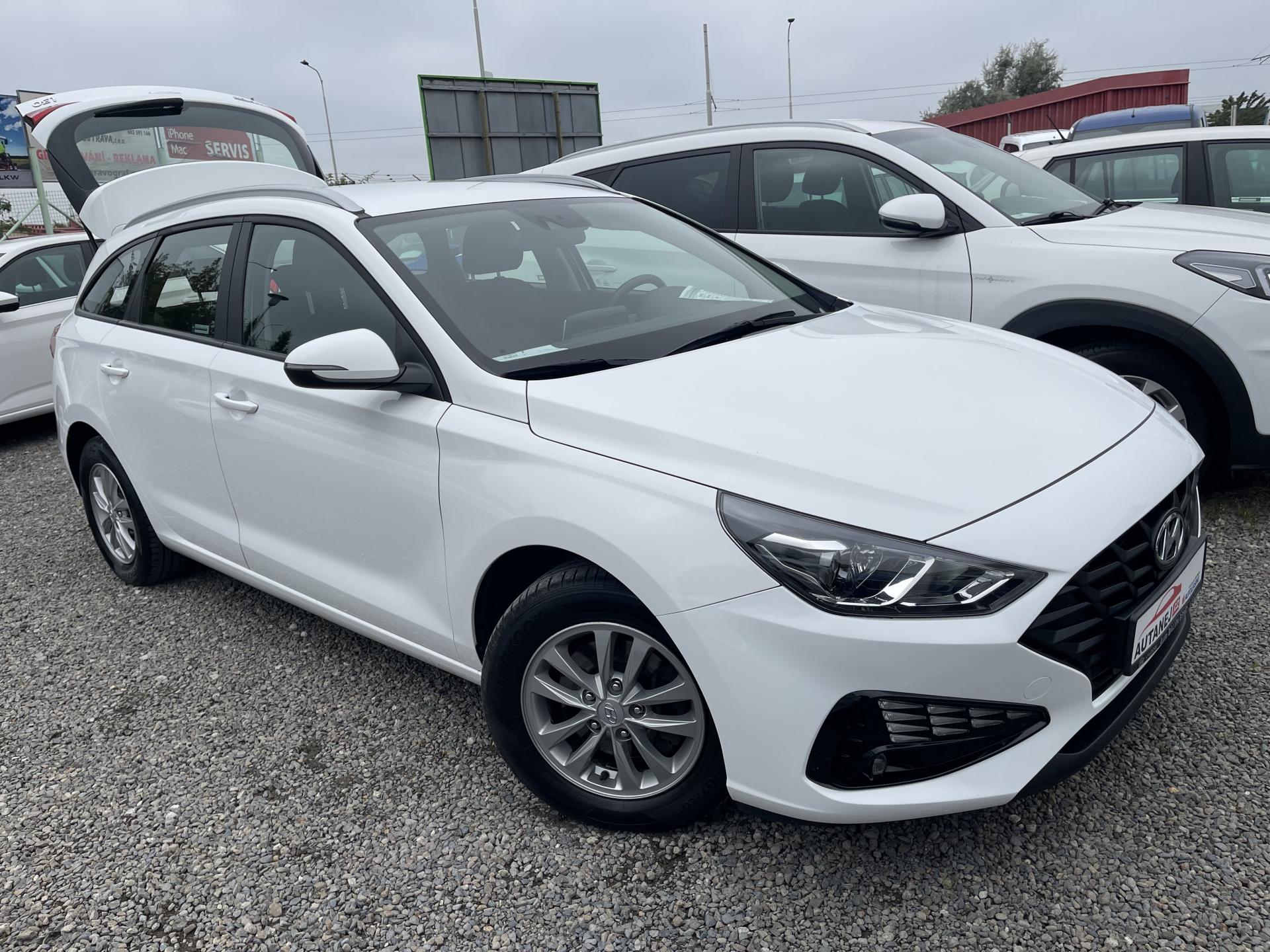 Hyundai I30 1.6 CRDi NEHAVAROVÁNO-NAVI-ČR!