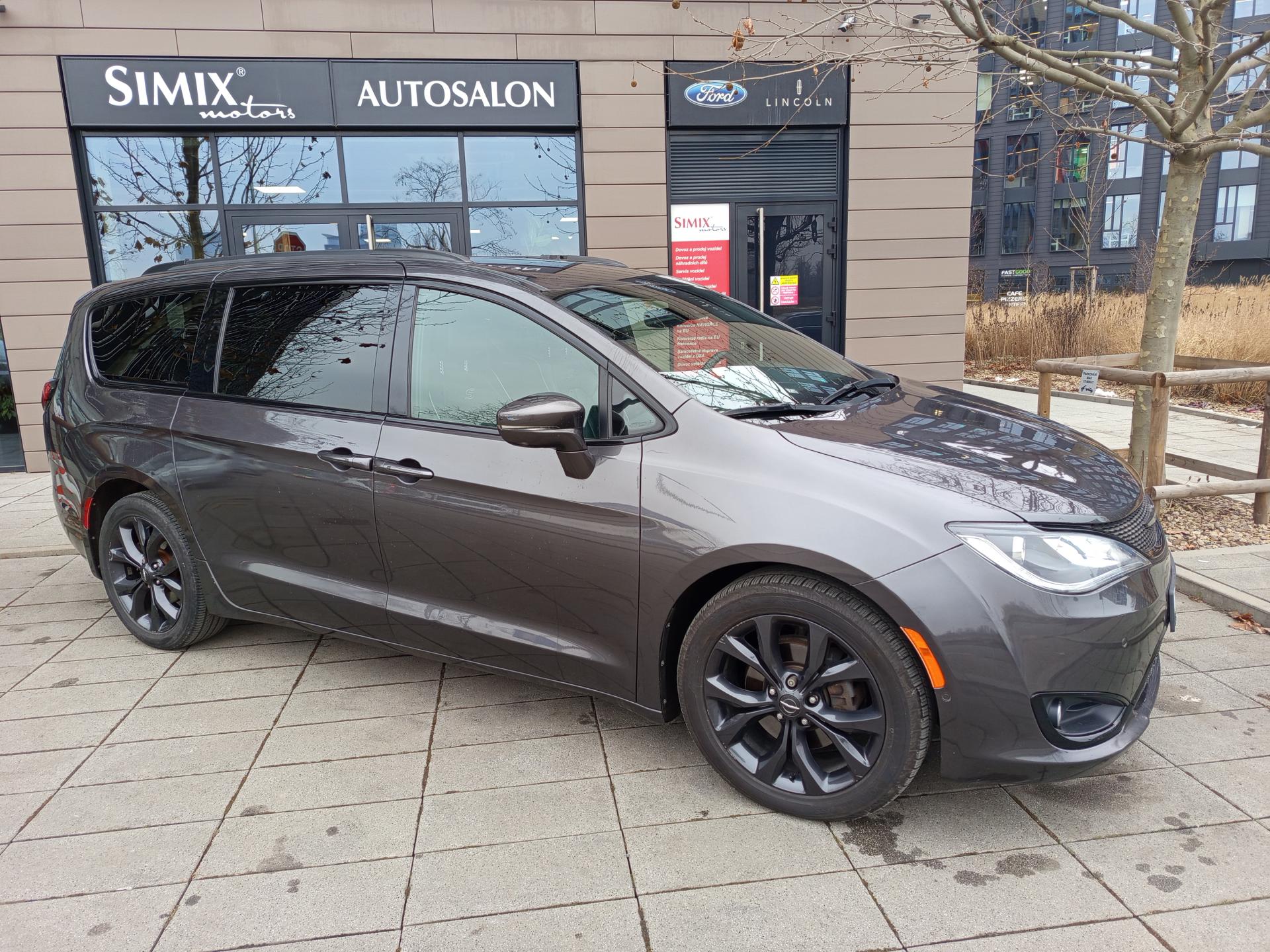 Chrysler Pacifica Limited, 8 míst, S paket
