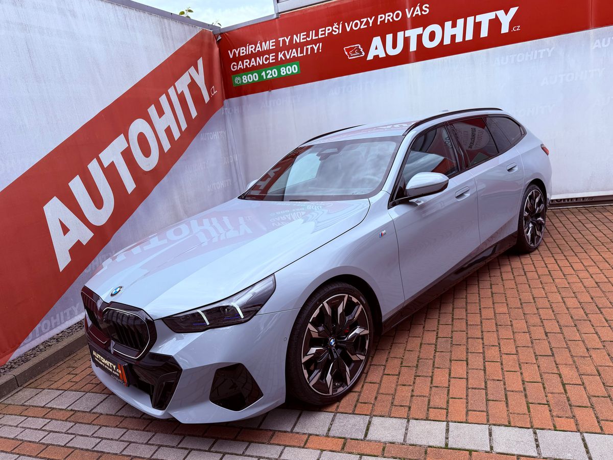 BMW Řada 5 540d xDrive, Serviska, Záruka
