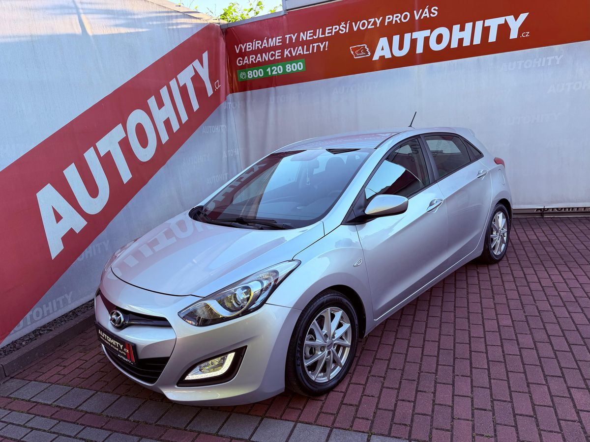 Hyundai i30 1.4 CVVT Trikolor, ČR