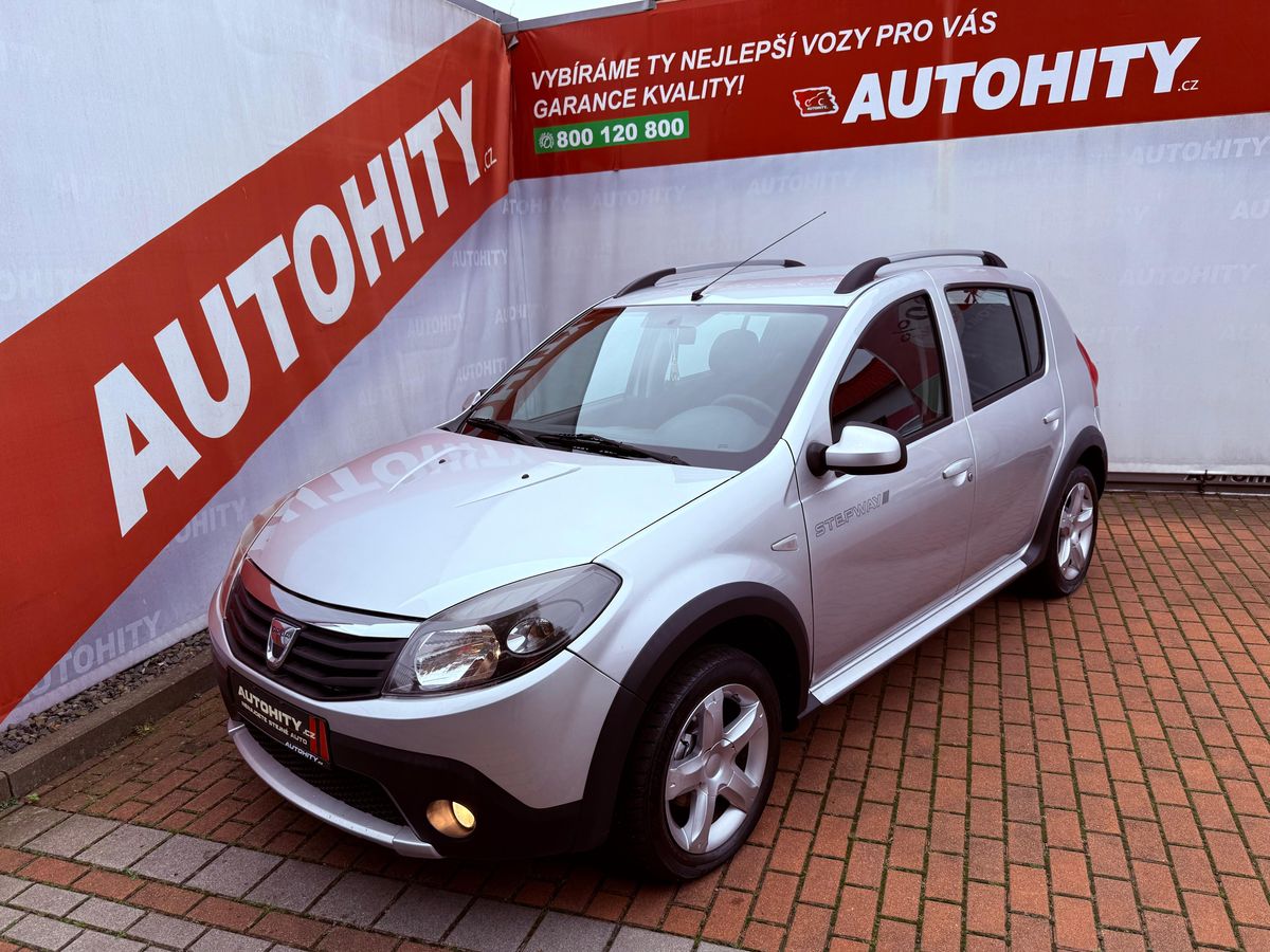 Dacia Sandero 1.6 Stepway, ČR, 97 tkm, Tažné