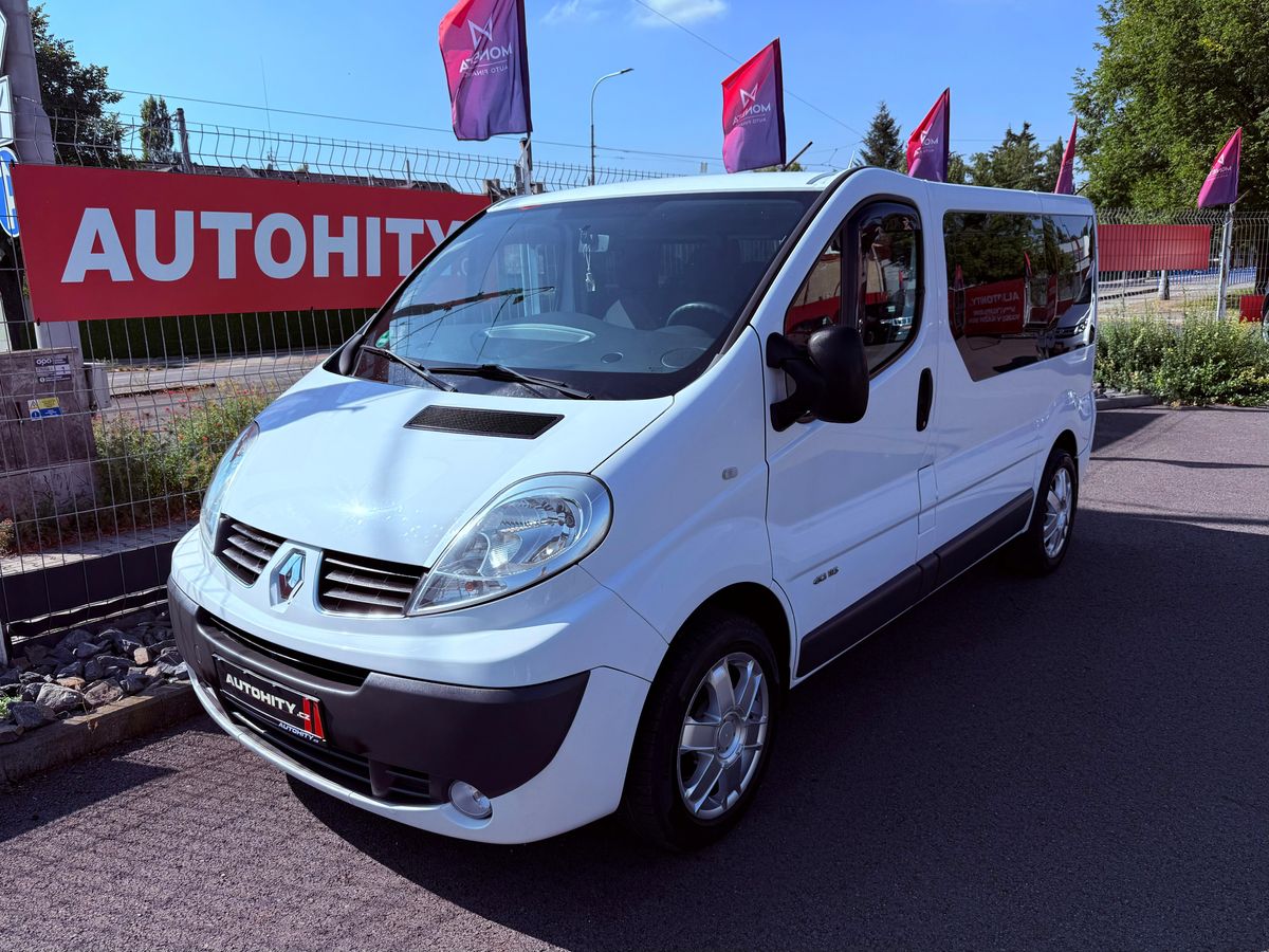 Renault Trafic 2.0 dCi, 8 míst, Klimatizace