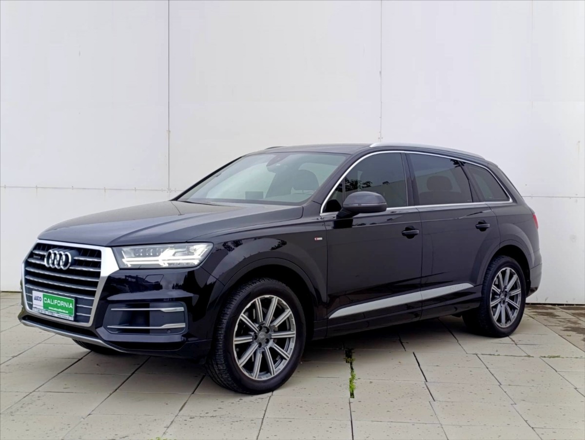 Audi Q7 3,0 50 TDi S-Line Metrix tažné