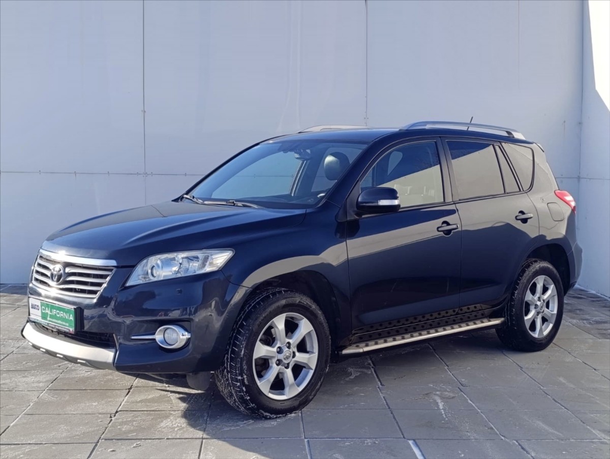 Toyota RAV4 2,2 D-4D 4x4 Tempomat Kůže