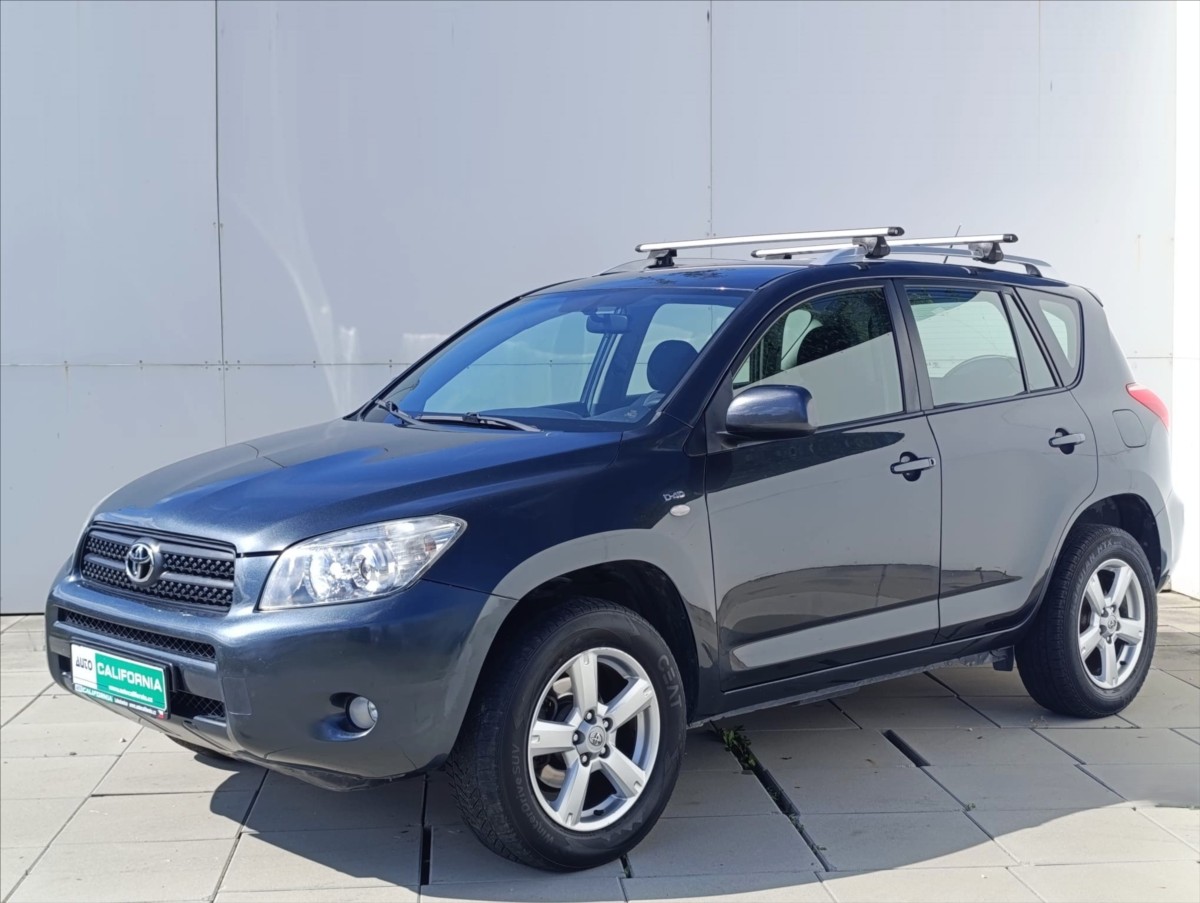 Toyota RAV4 2,2 D-4D 4x4 Aut.klimatizace