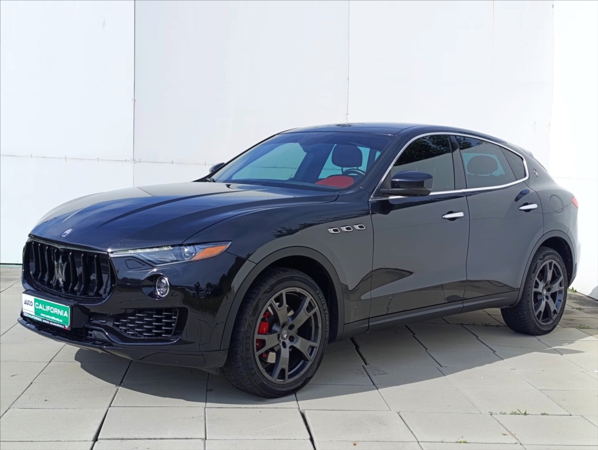 Maserati Levante 3,0 V6 Q4 Kůže,Kamera,Bi-xenon - foto 16