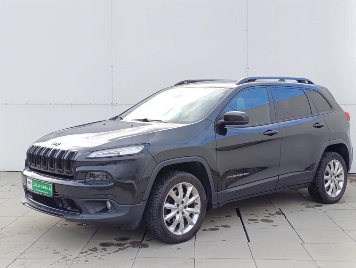 Jeep Cherokee 3,2 V6 Limited 4WD Kamera Tažn