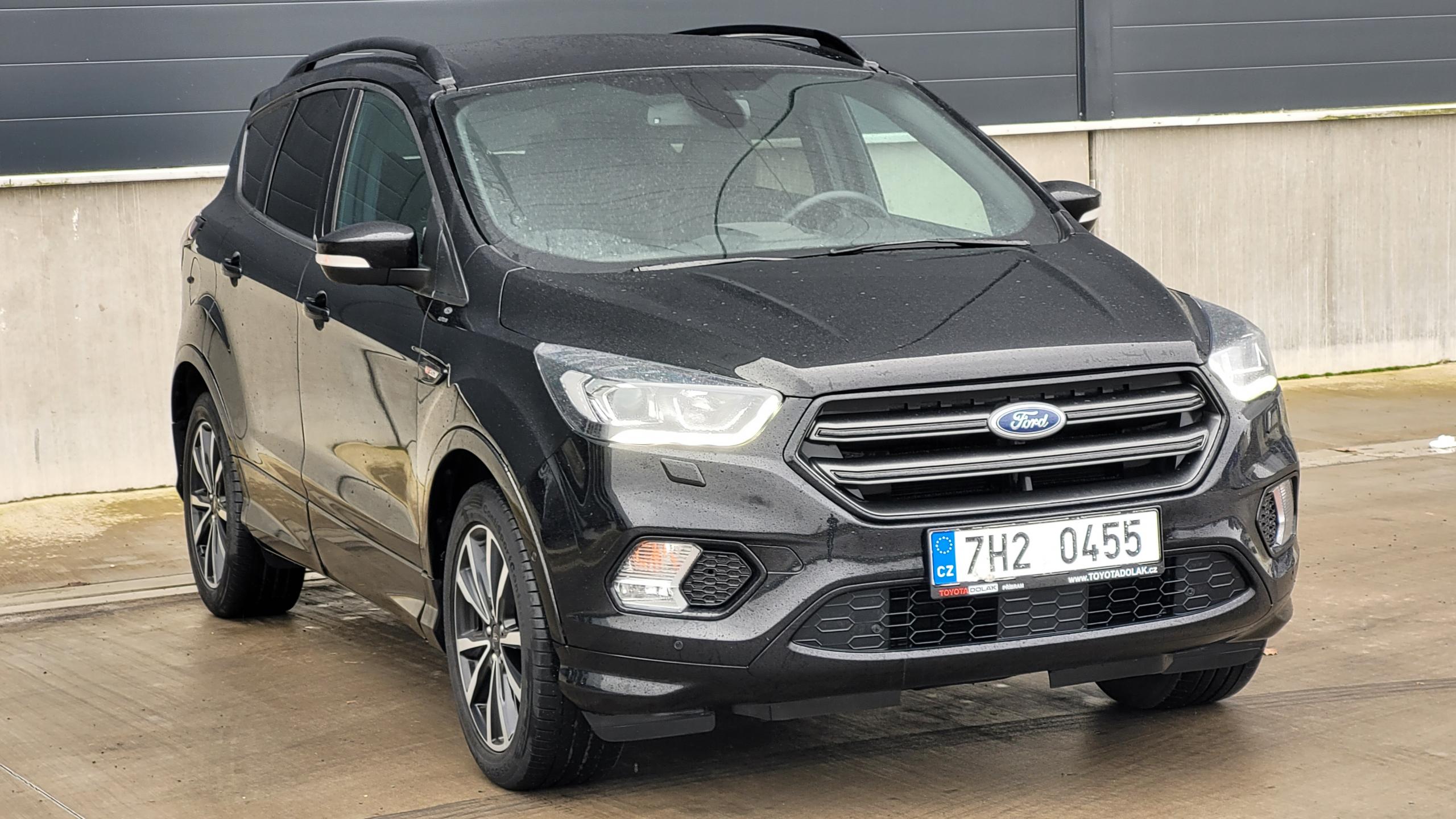 Ford Kuga 1,5 EB ST-LINE PŮVOD ČR