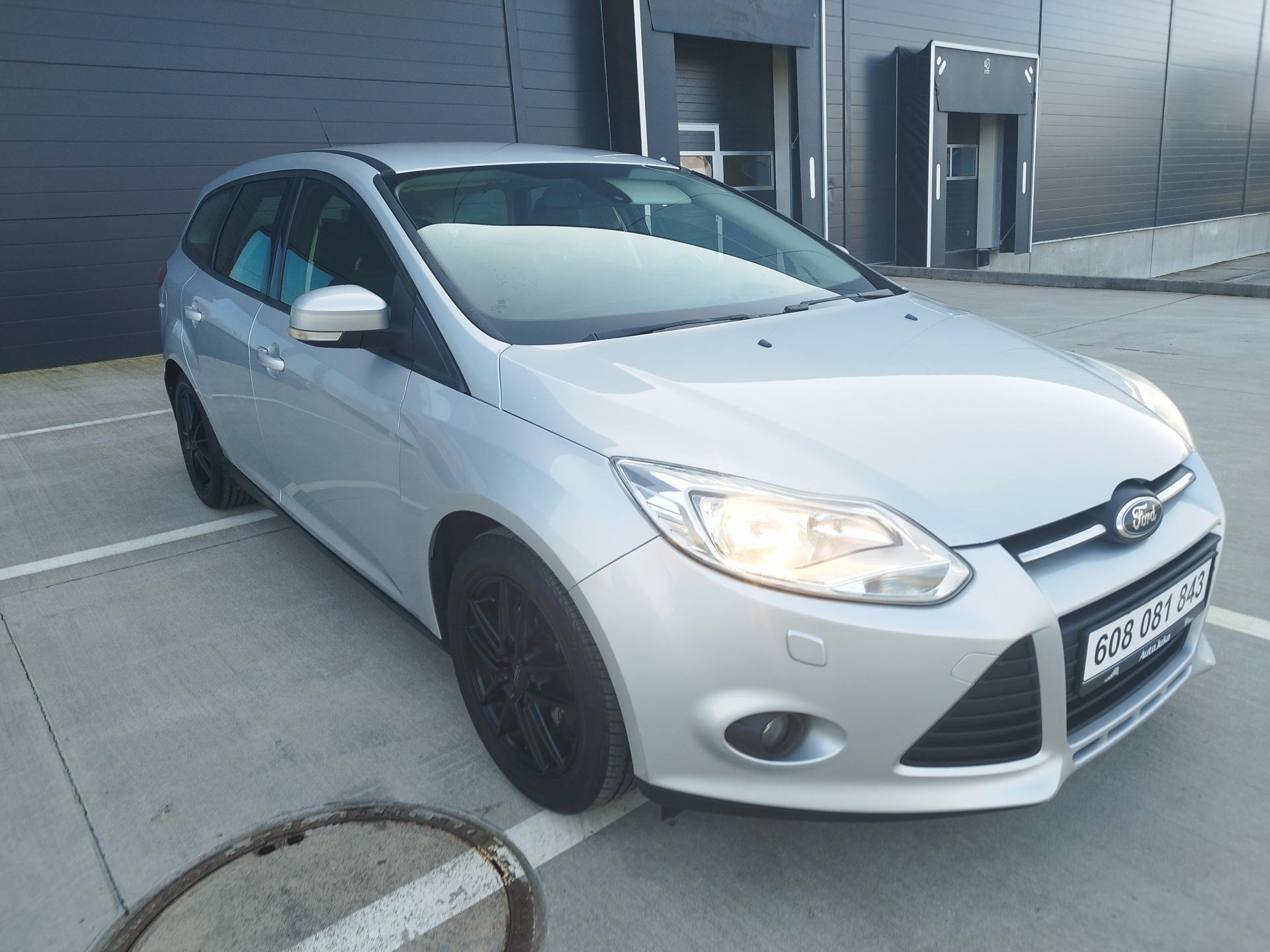 Ford Focus 1.6TDCi,volat-608 081 843