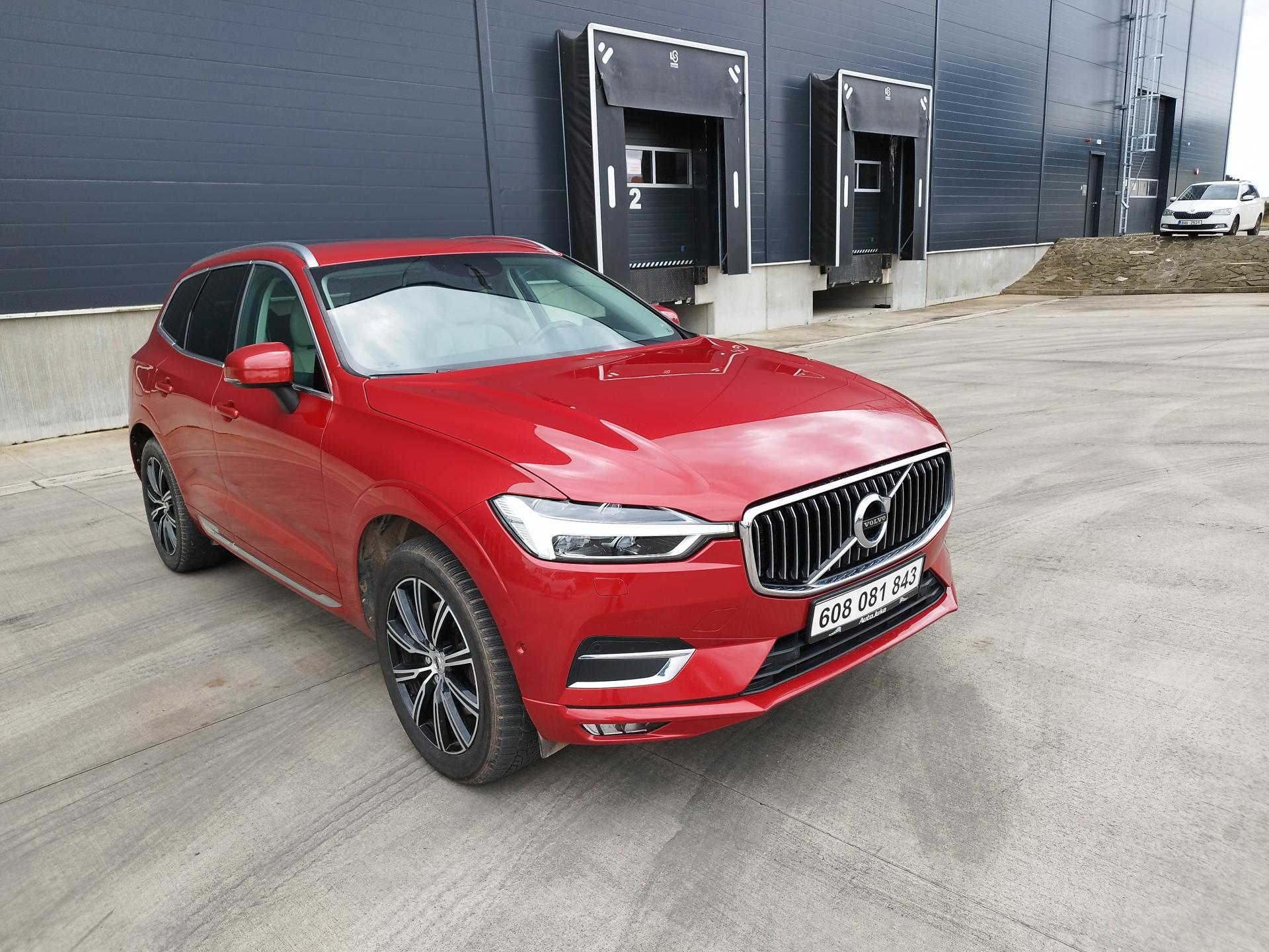 Volvo XC60 2.0D4,AWD,VOLAT-608 081 843