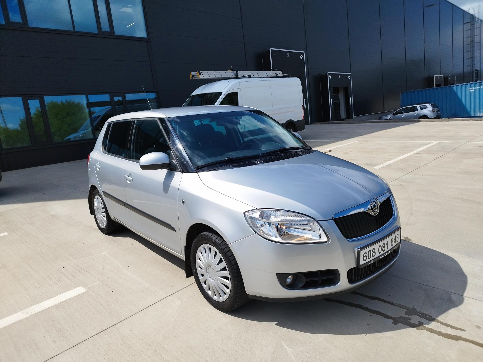 Škoda Fabia II.1.2i,51kw,volat- 608081843