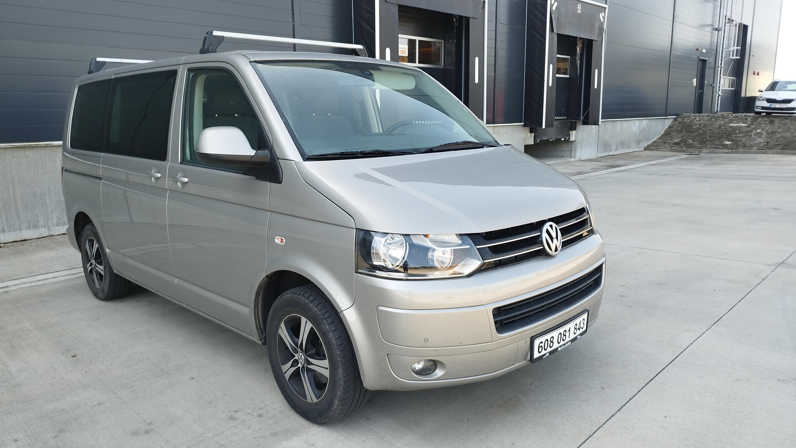 Volkswagen Caravelle 2.0TDI, volat-608 081 843