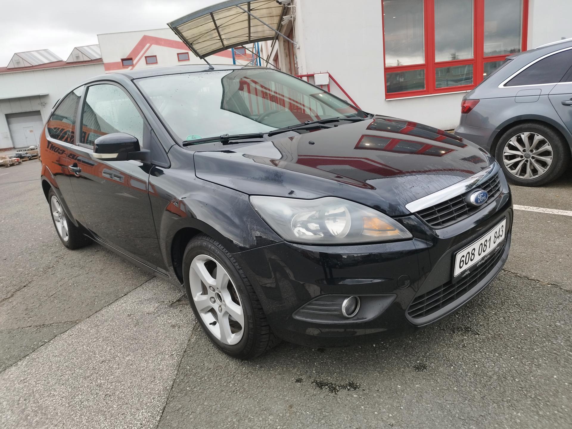 Ford Focus 1.6i,SPORT-volat-608 081 843