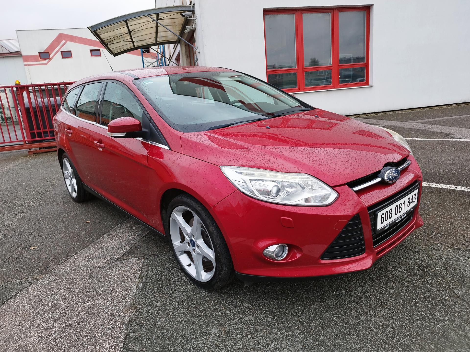 Ford Focus 1.6i,volat- 608 081 843