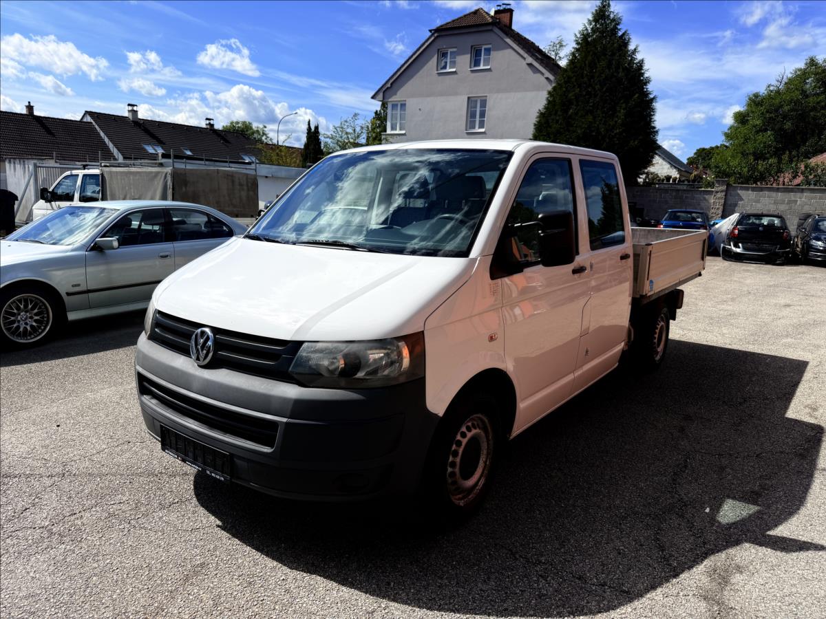 Volkswagen Transporter 2,0 TDi 6 Míst