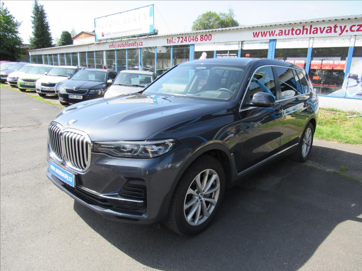 BMW X7 3,0 d xDrive30d 195 kW 7 míst