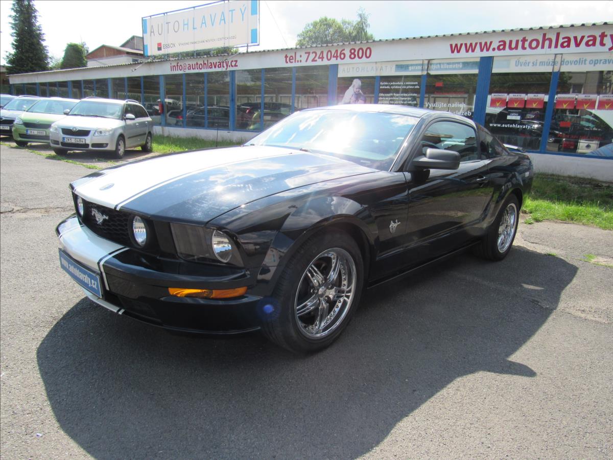 Ford Mustang 4,6 L V8 GT 224kW