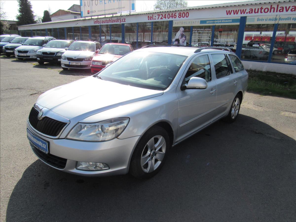 Škoda Octavia 1,6 TDi Combi 77KW Elegance