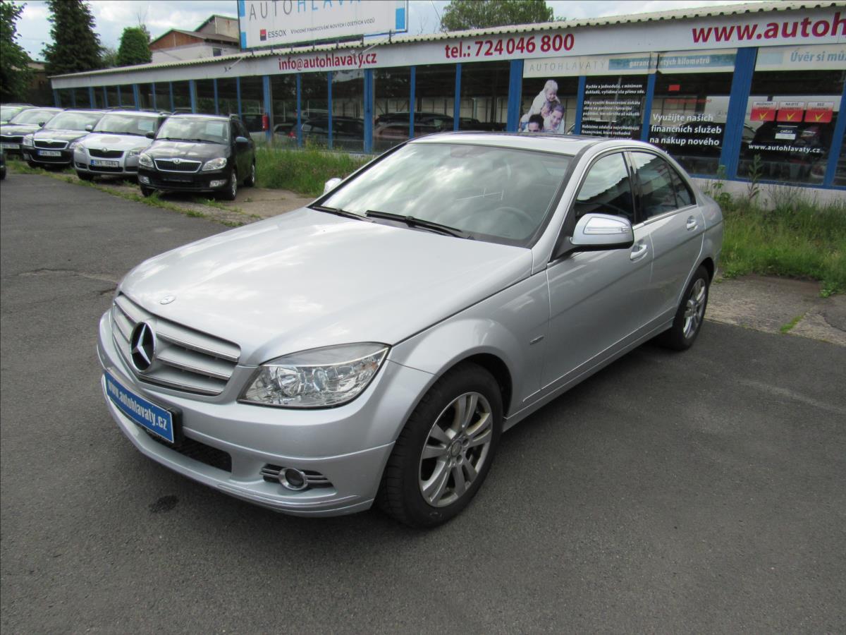 Mercedes-Benz Třídy C 2,5 i C 230 V6 150kW Automat