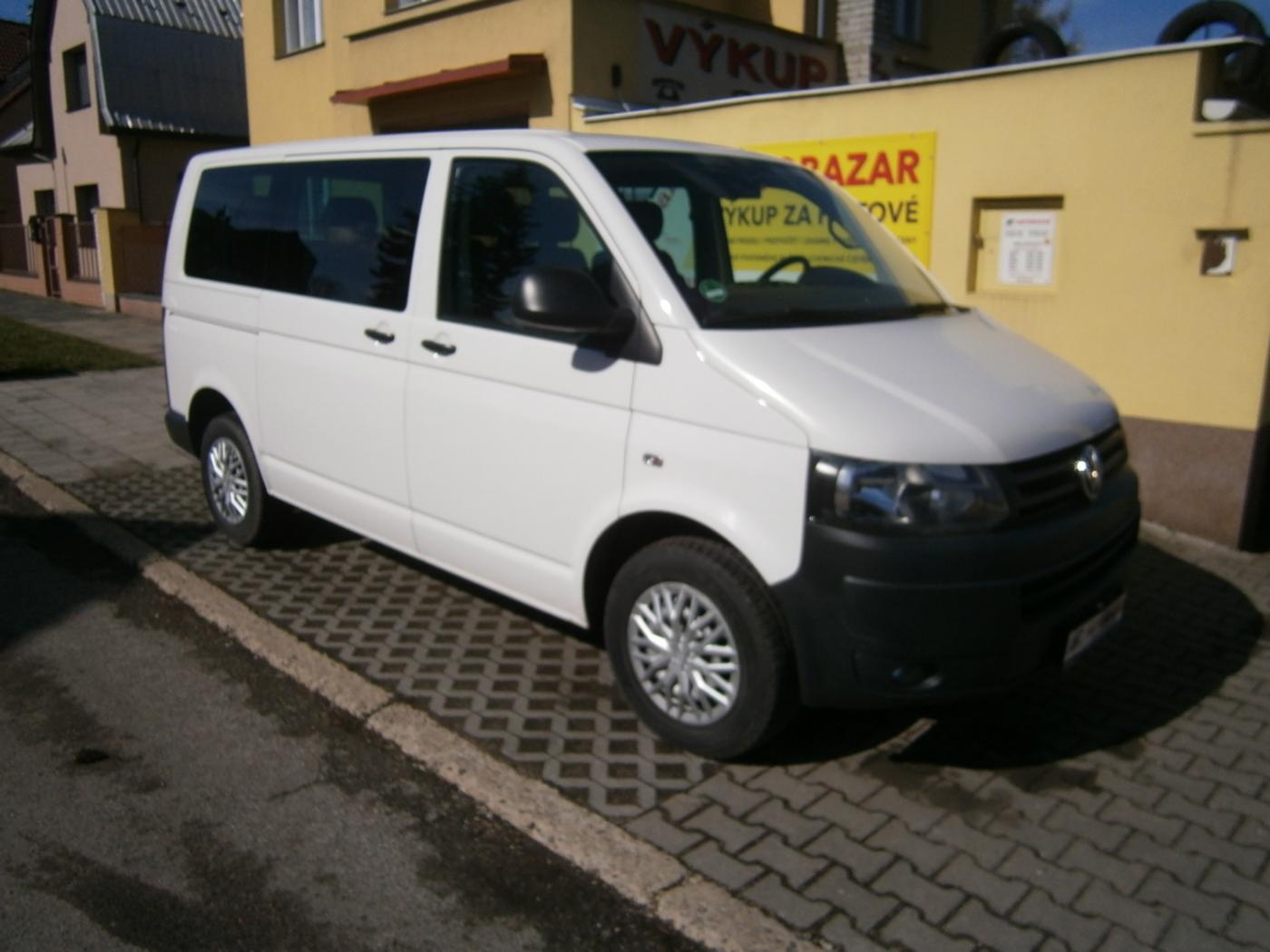 Volkswagen Transporter T5 2,0 TDI 9MÍST KLIMA